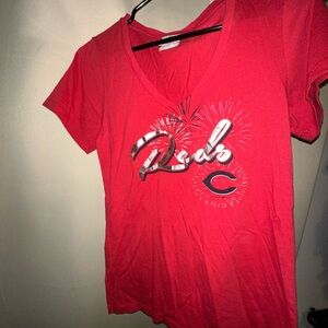 Cincinnati Reds Super-Slim Fit Lightweight Pinstripe Circle V-Neck T-Shirt L